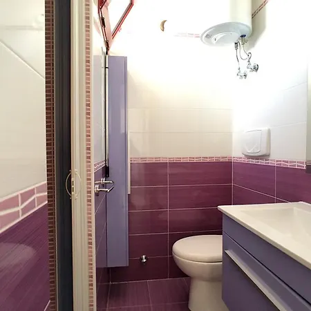 Attico Buffelli * Bagno-Sprizze